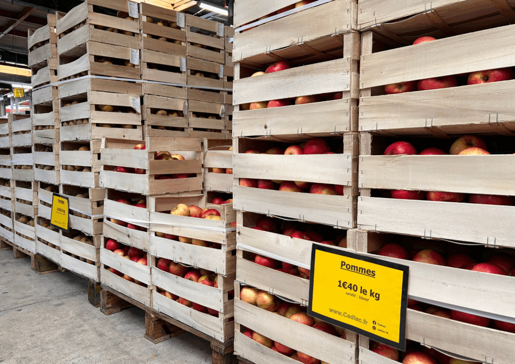 Livres ; Alimentaire ; Extérieur